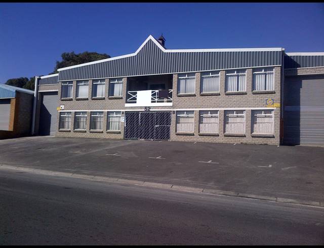 420M² FACTORY TO LET IN BRACKENFELL CENTRAL